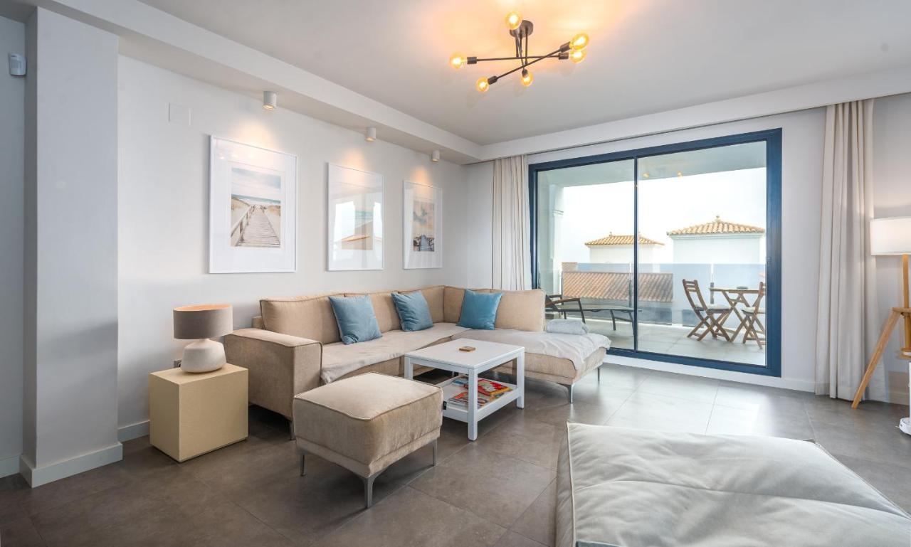 Luxurious Apartment With Sea Views Blue Suites B2-103 Manilva Kültér fotó