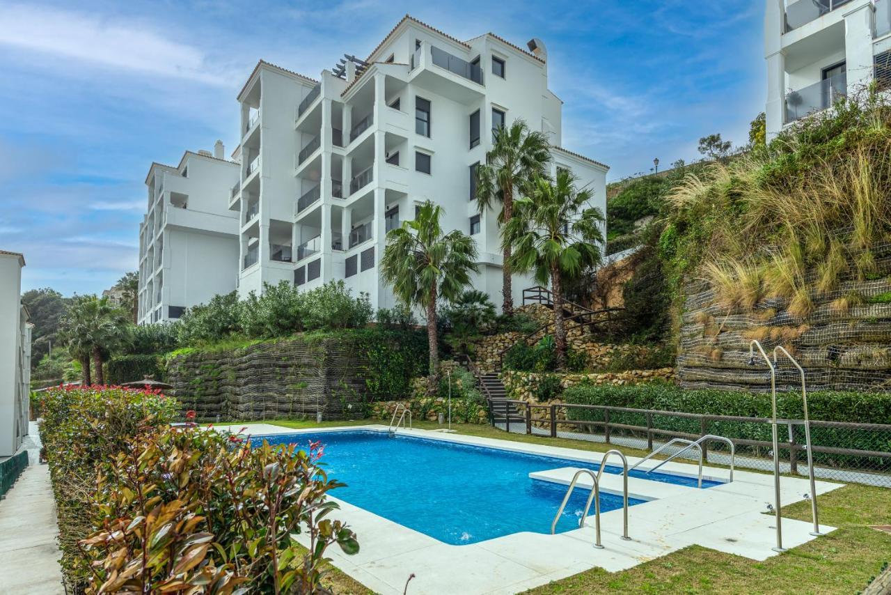 Luxurious Apartment With Sea Views Blue Suites B2-103 Manilva Kültér fotó