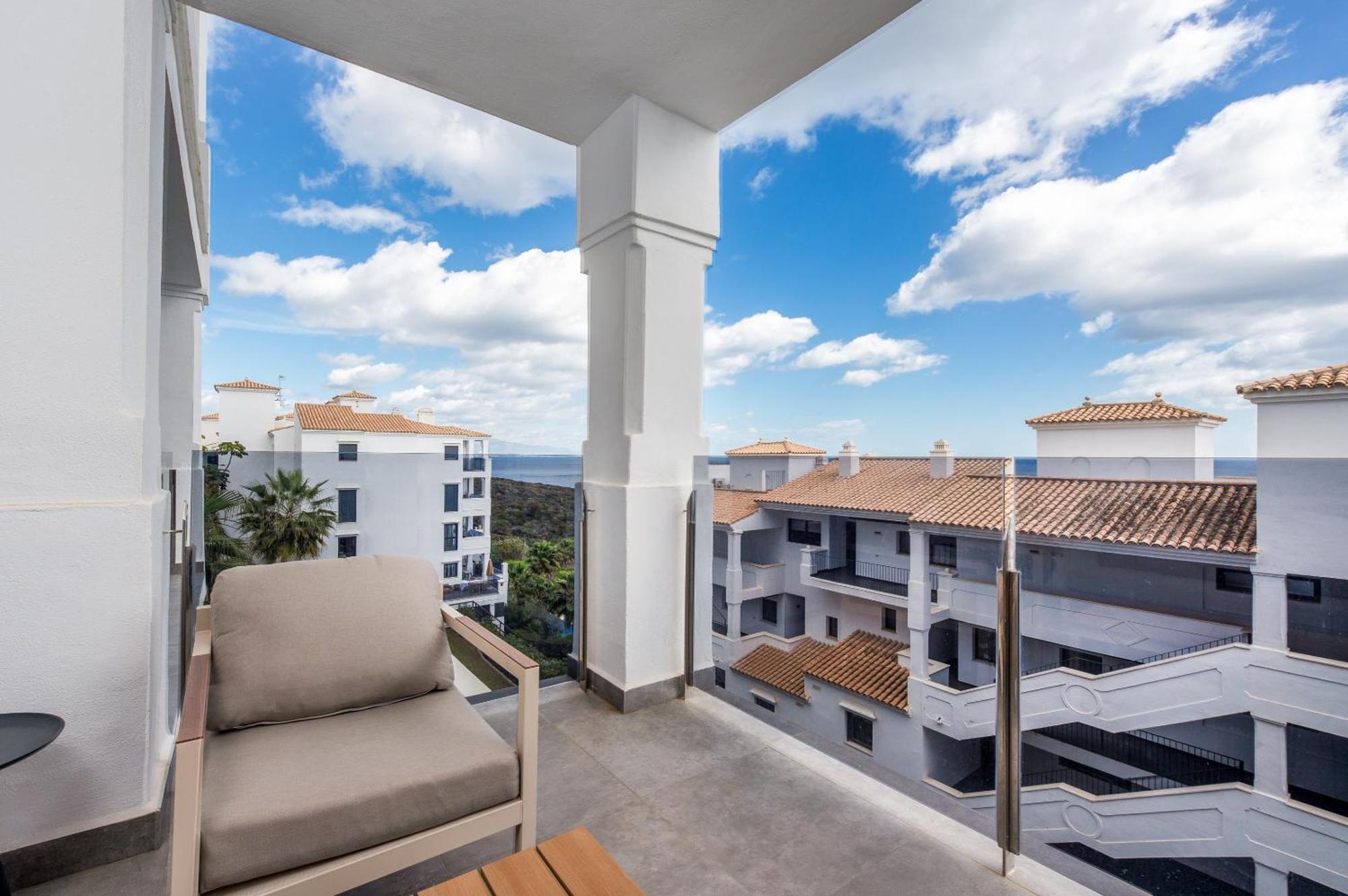 Luxurious Apartment With Sea Views Blue Suites B2-103 Manilva Kültér fotó